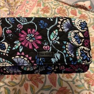 Brand new Vera Bradley wallet